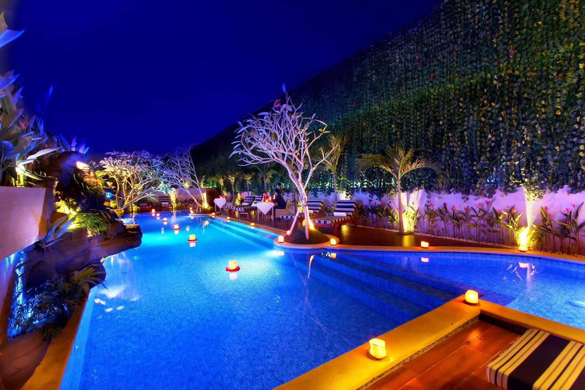 Rhadana Hotel Kuta Lombok Εξωτερικό φωτογραφία